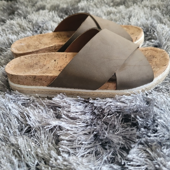 Adrienne Vittadini Shoes - Sandal